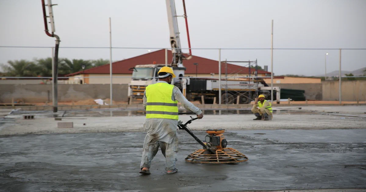 Plancher Époxy Métallique pour Garage : Technique, Rendu et Entretien — guide installation